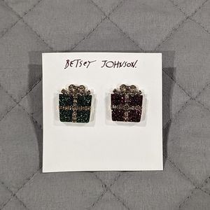 New BETSEY JOHNSON Sparkle Gift Box Earrings
